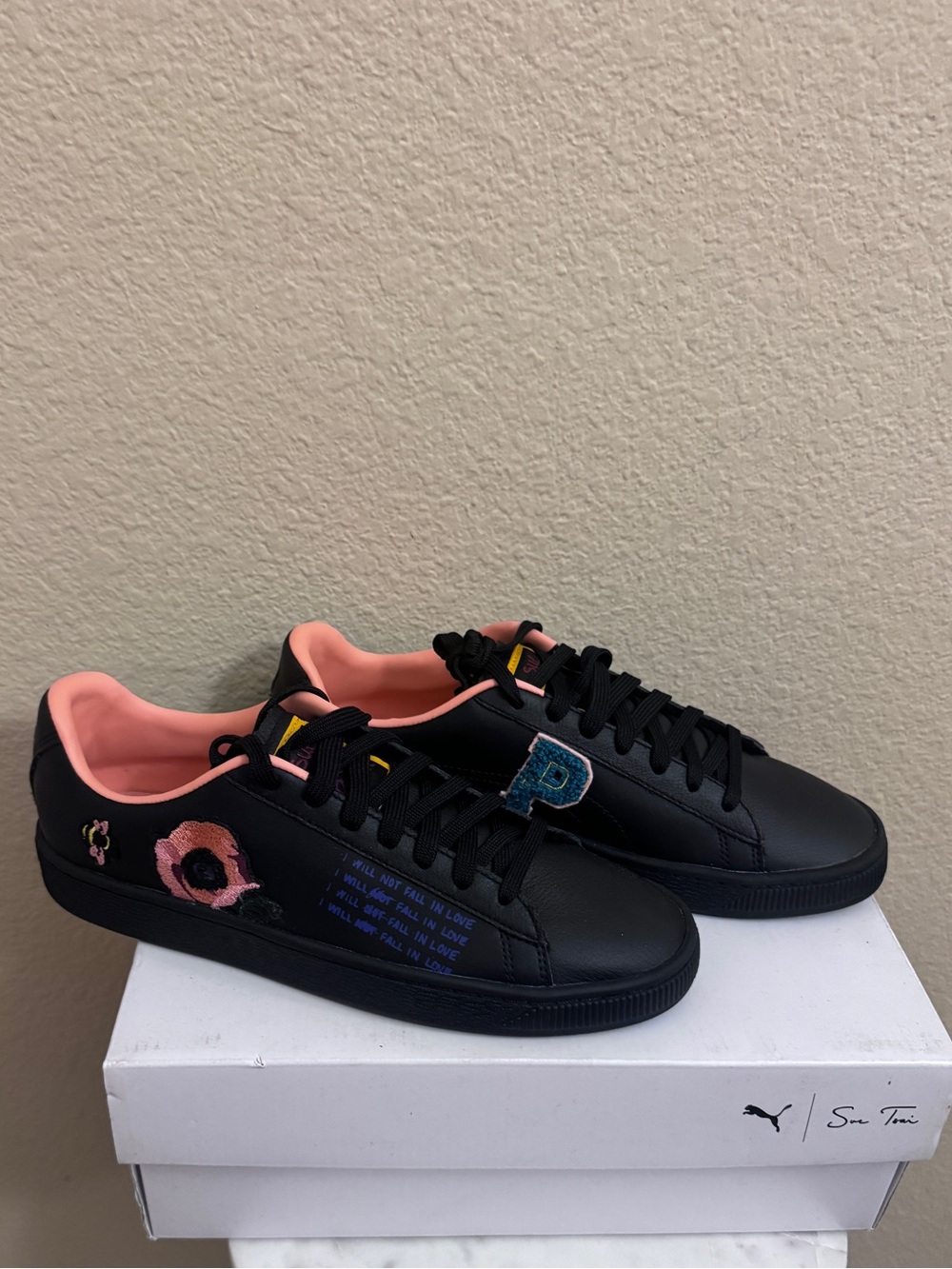 PUMA x Sue Tsai Basket whimsical patch black leather low top retro sneakers 8.5